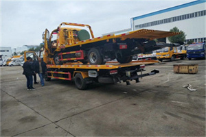 麻栗坡同城汽车补胎